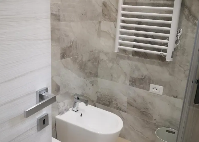 Gida Metro B Monti Tiburtini Δωμάτια σε οικογενειακή κατοικία Ρώμη