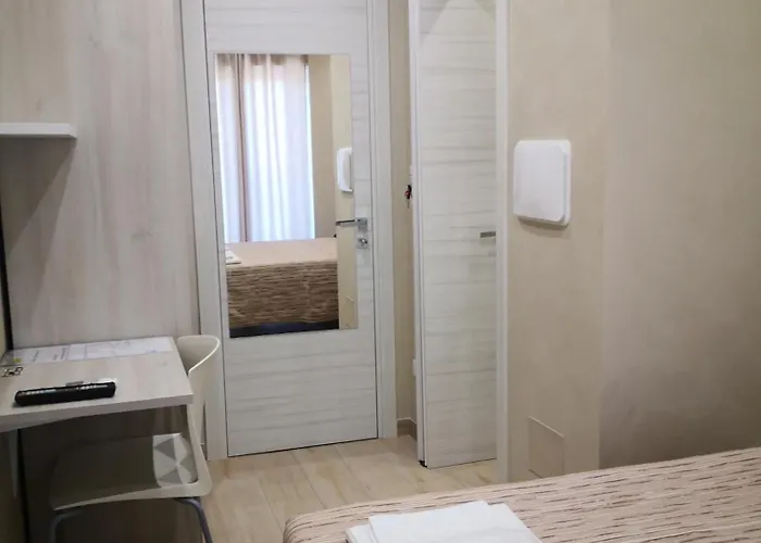 Gida Metro B Monti Tiburtini Δωμάτια σε οικογενειακή κατοικία *